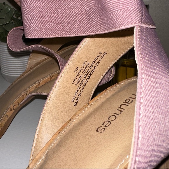 MAURICES STRAPPY HEELS - Picture 4 of 5